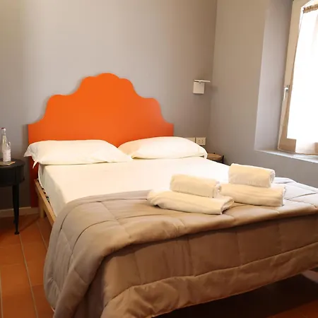 Lingua Mini-hôtel *